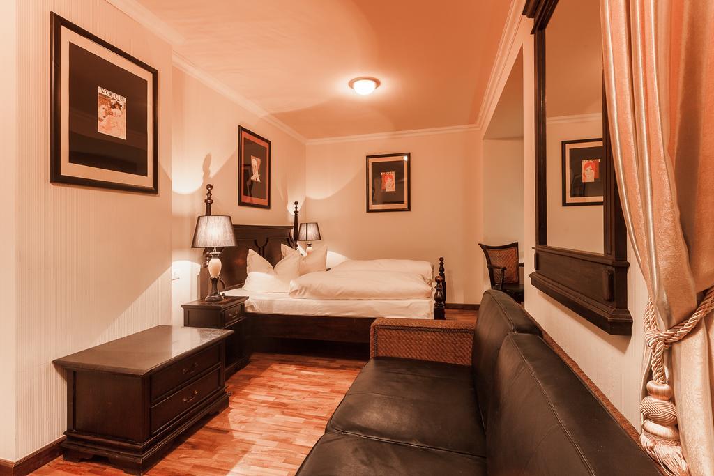 Hotel Aviv Dresden Luaran gambar